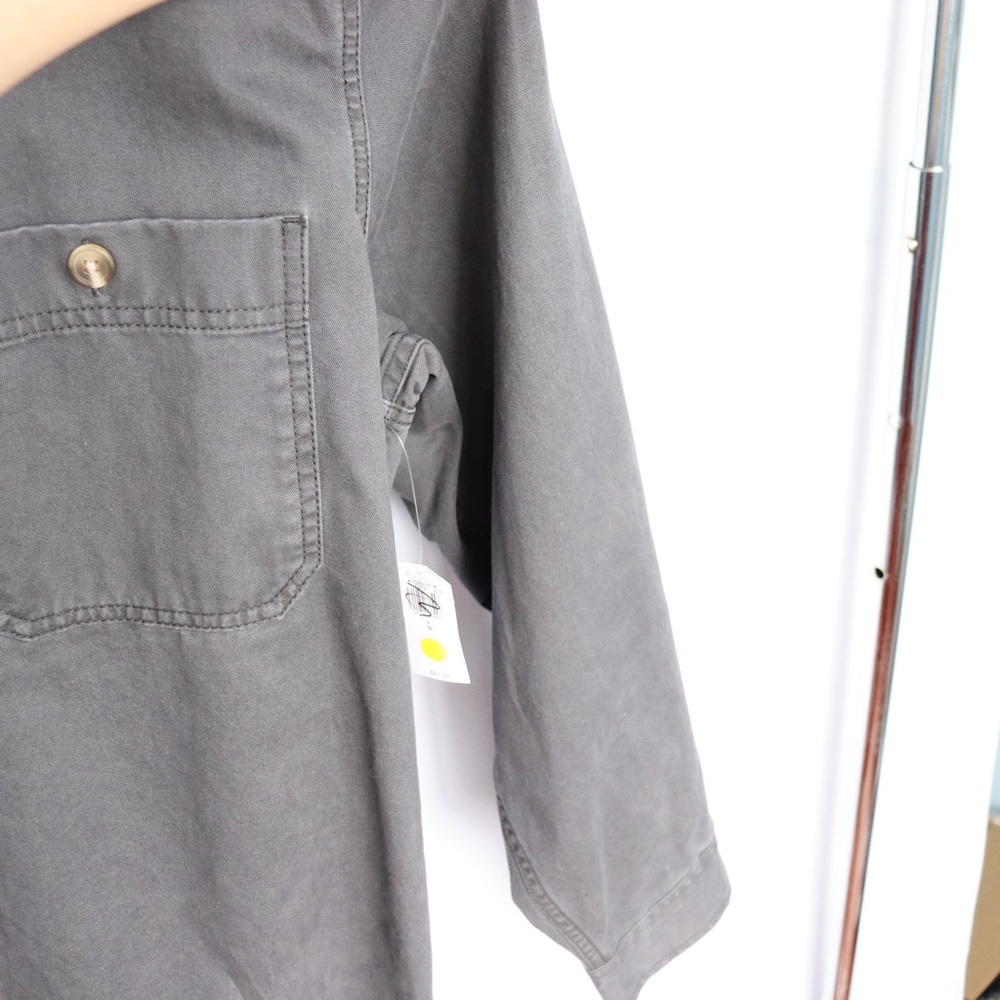 NWT Old Navy Men's Gray Button-Up Shirt - Picture 7 of 7